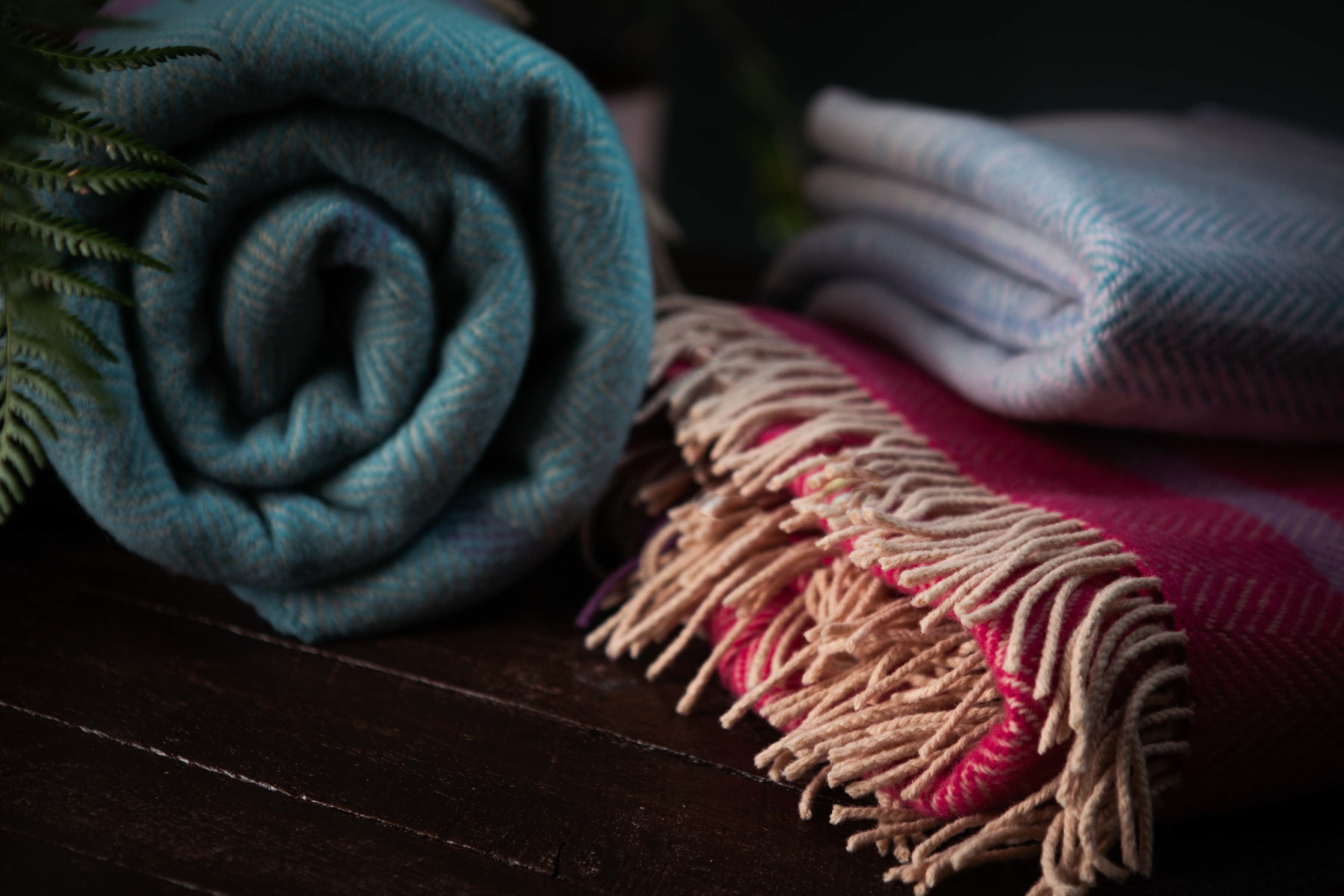 Herrigbone-Cashmere-and-Merino-Wool-Throw – Foxy & Green Gifts